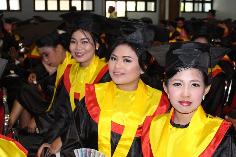 Wisuda Strata Satu